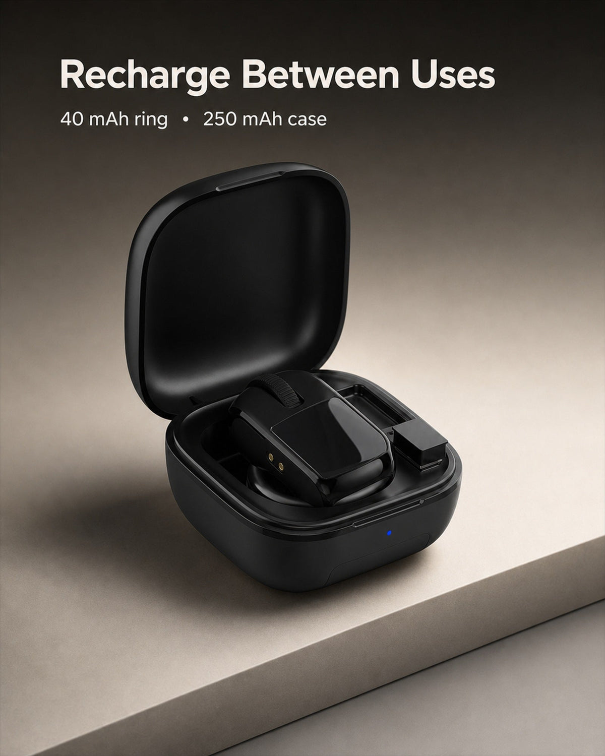 D06 Pro charging case recharges the ring mouse between uses